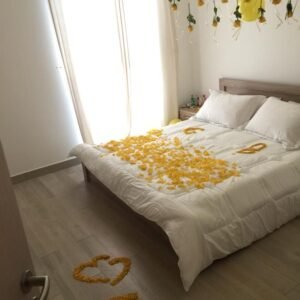 Silver yellow package room decor