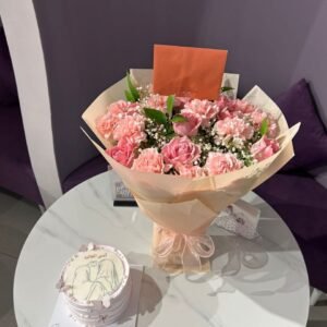 EVENT1.AE Royal Grace with cake